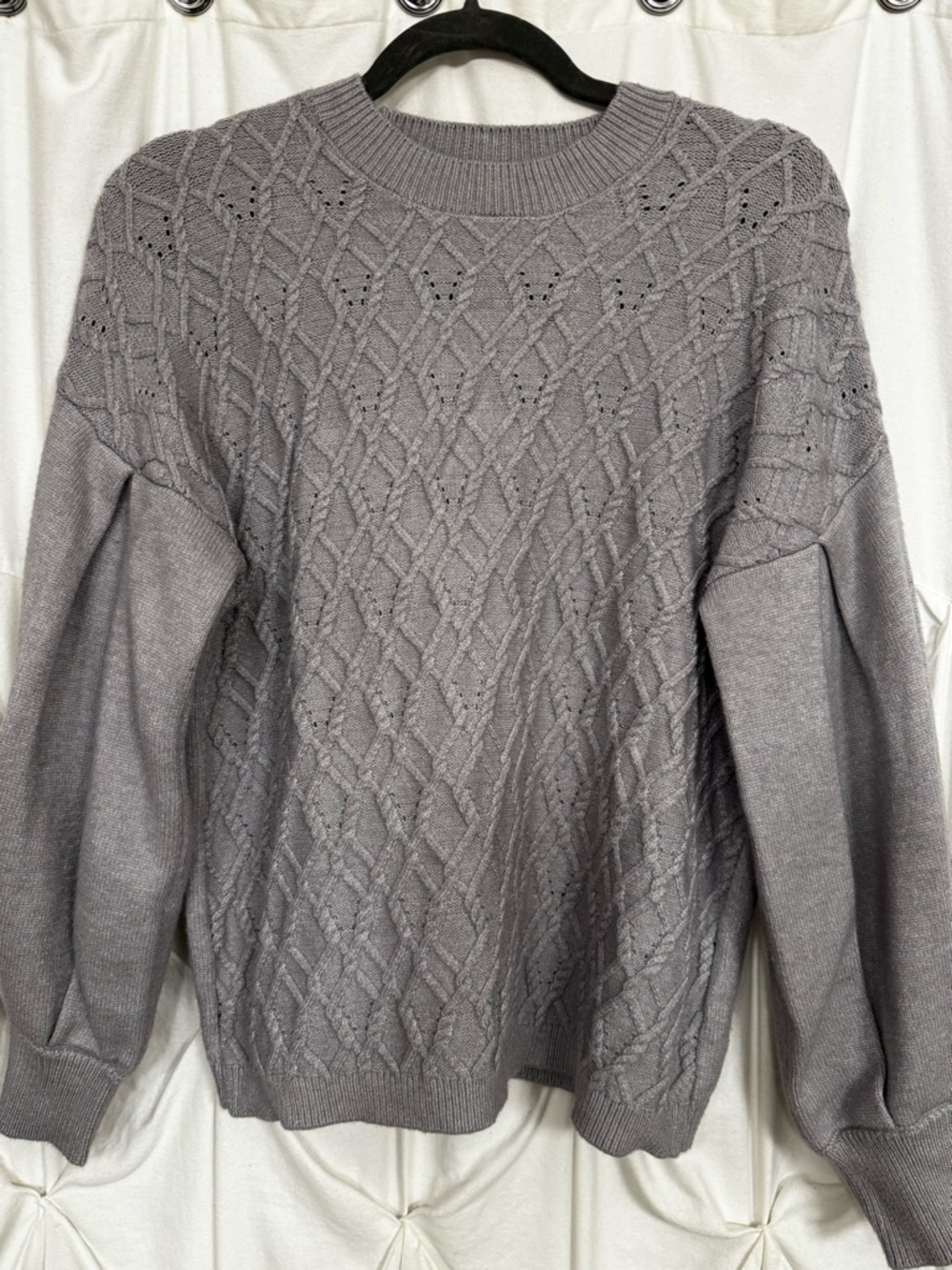 Women’s Gray Cable Knit Drop Shoulder Sweater Top Small